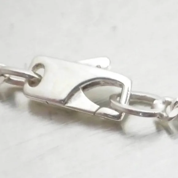 Gucci Luxury Necklace ✨️ Pristine Cond - Picture 5 of 12